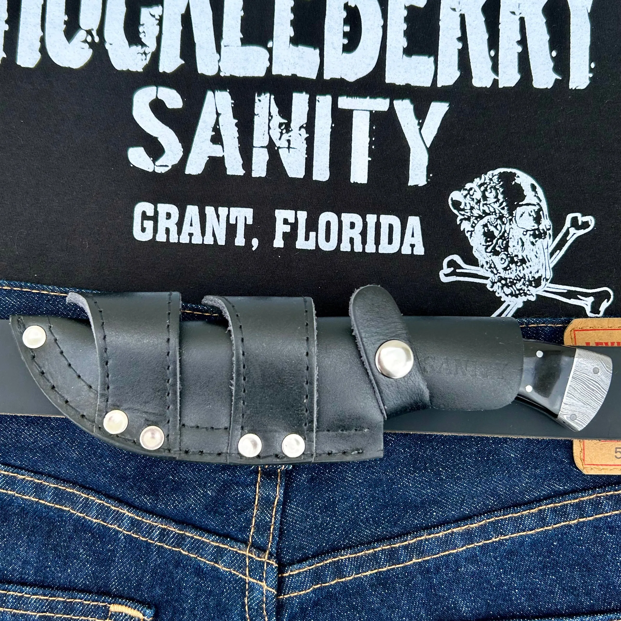 8.5” Lucky Luciano - Buffalo Horn - Damascus - Horizontal & Vertical Carry - LL01