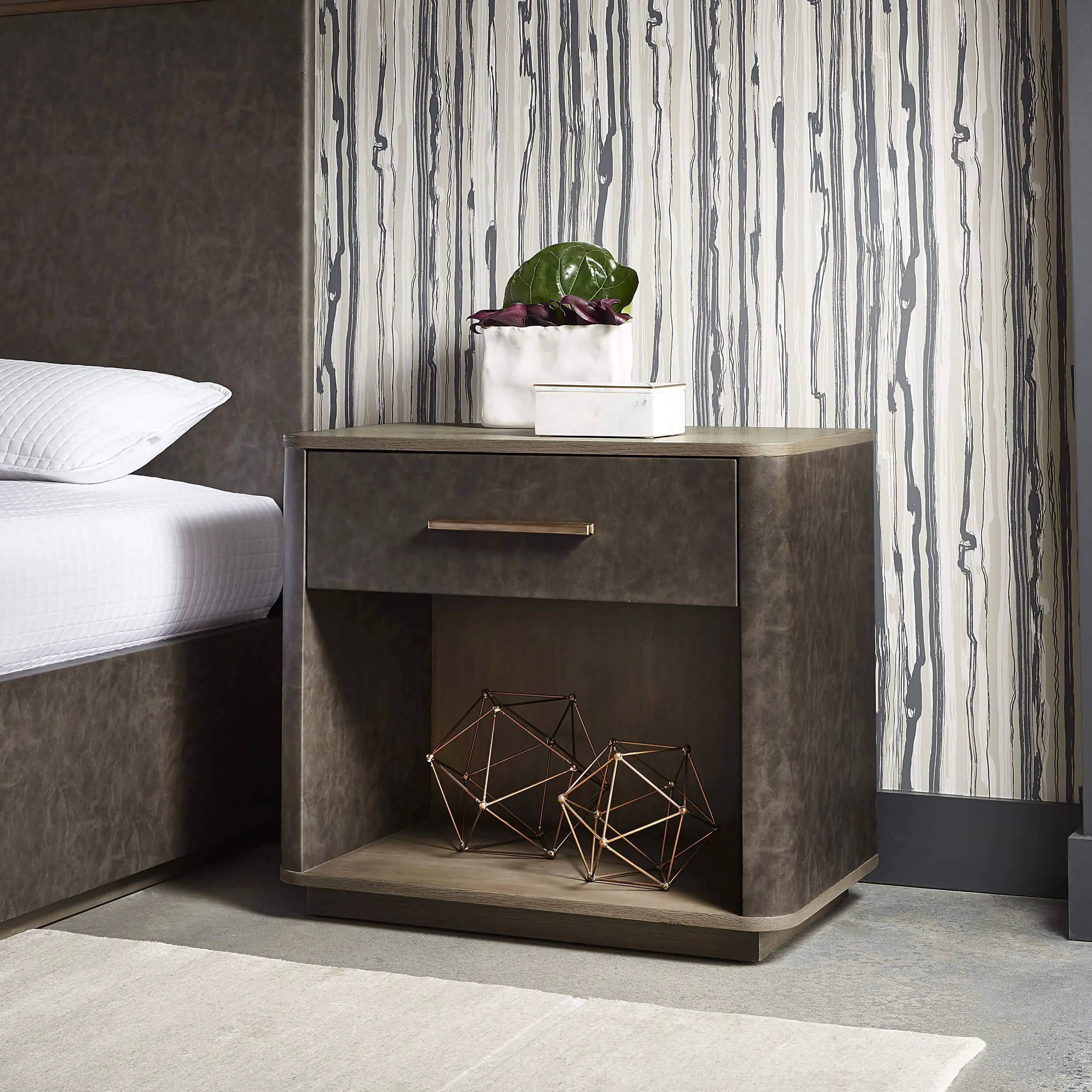 Altman Nightstand