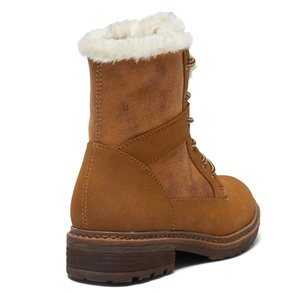Bailey Boot in Chestnut Micro