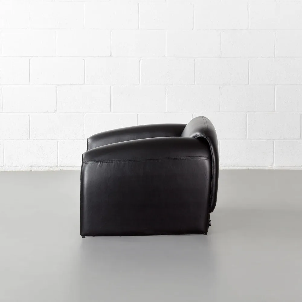 CHELSEA - Black Leather Lounge Chair