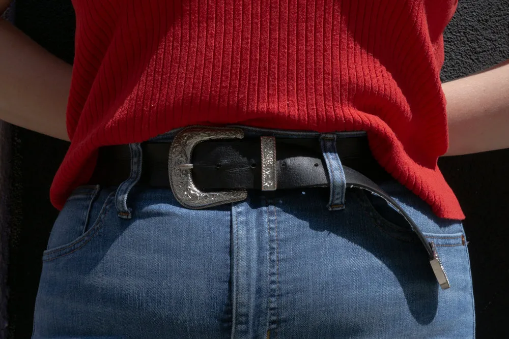 Emmylou Belt in Black from Novacas