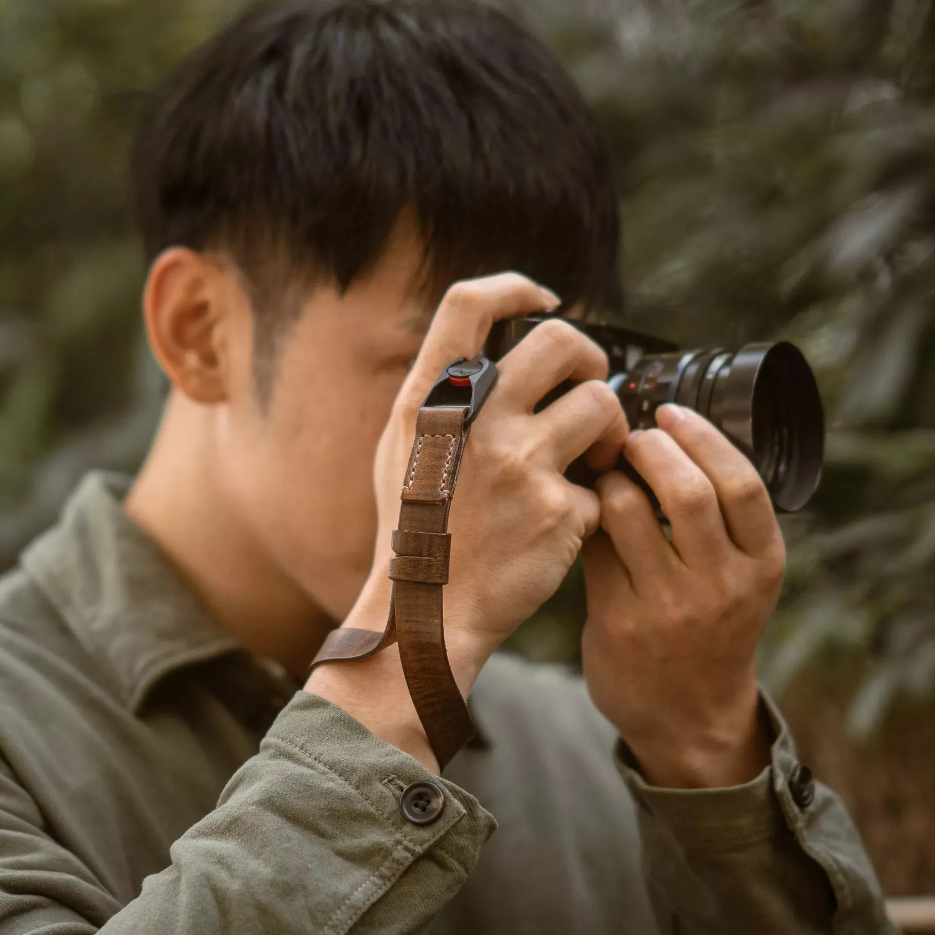 Hand Aged Leather Camera Wrist Strap 000