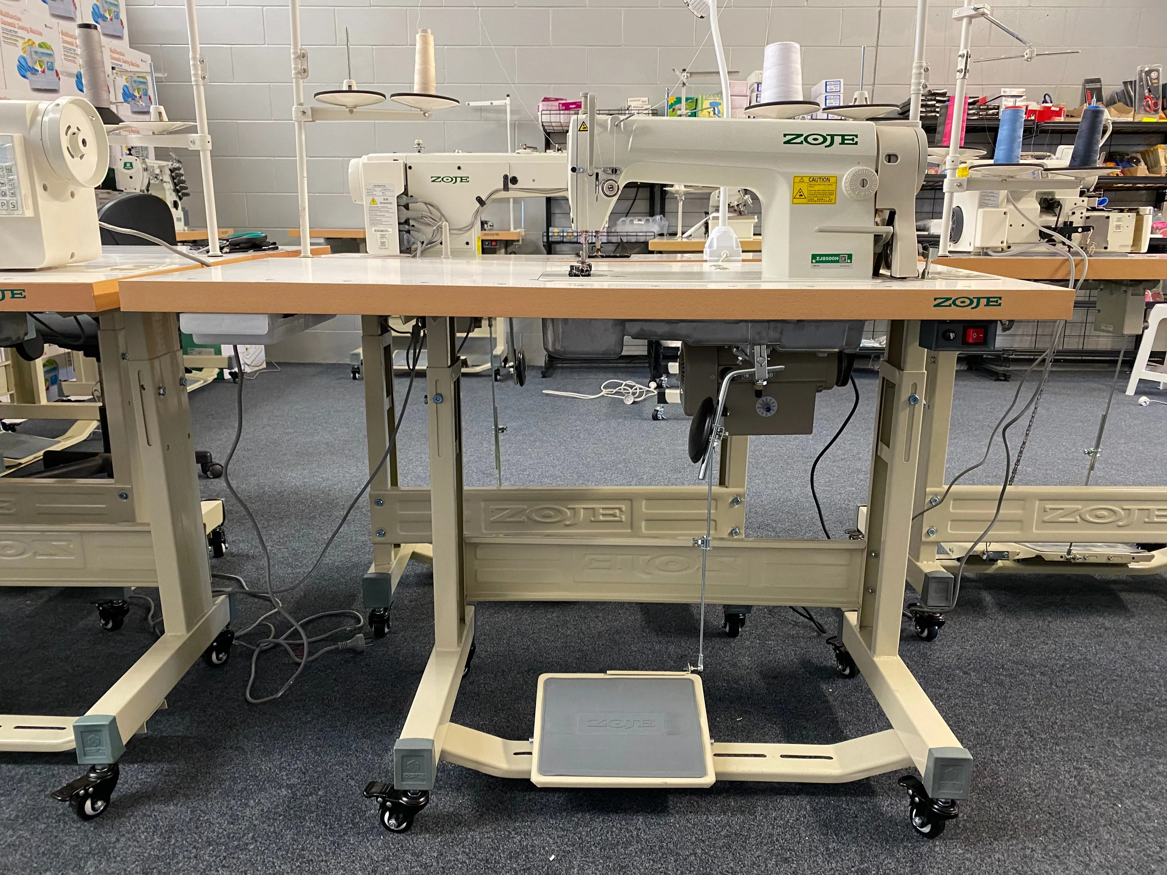 Heavy Industrial Plain Sewing Machine - Large Hook