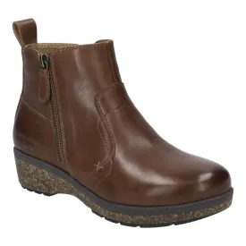 JOSEF SEIBEL DARLA 02 BROWN