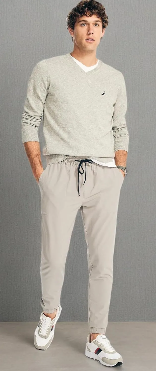 Nautica Men's Classic Fit Navtech Soft V-Neck Sweater