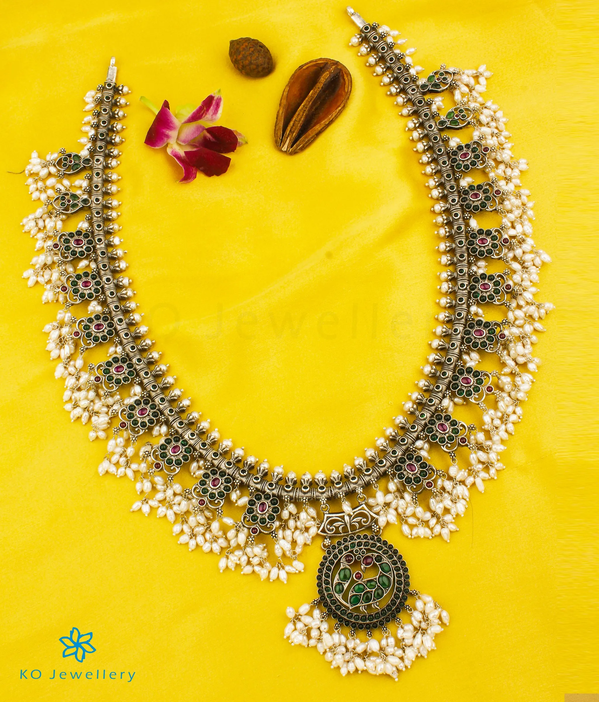 The Aarushi Silver Guttapusalu Necklace (Oxidised/Long)